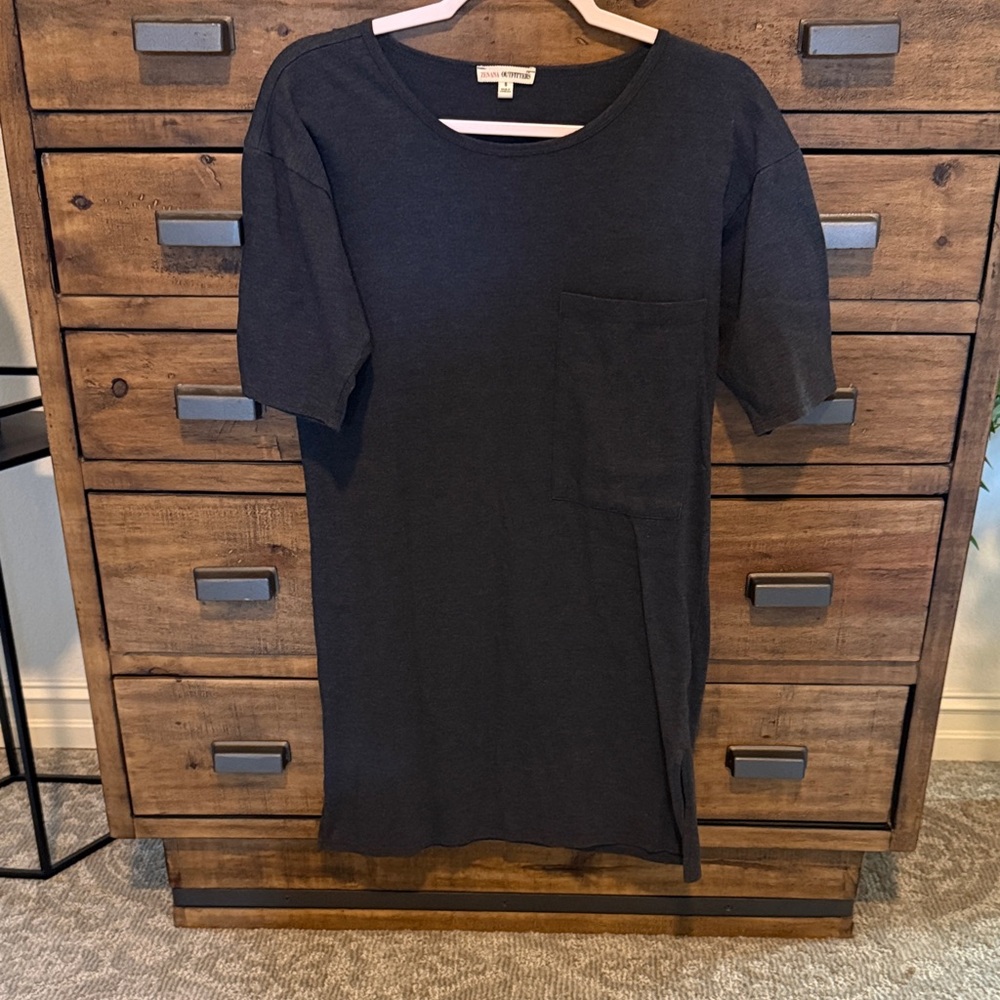 Zenana Outfitters Dar Gary Short Sleeve Tunic with Pocket